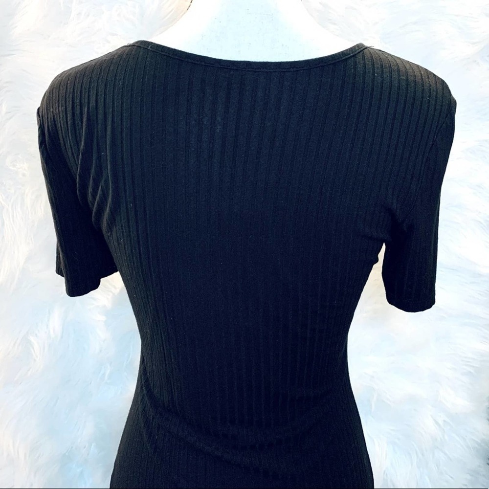 Feathers Ribbed Short Sleeve Dress - Picture 4 of 7